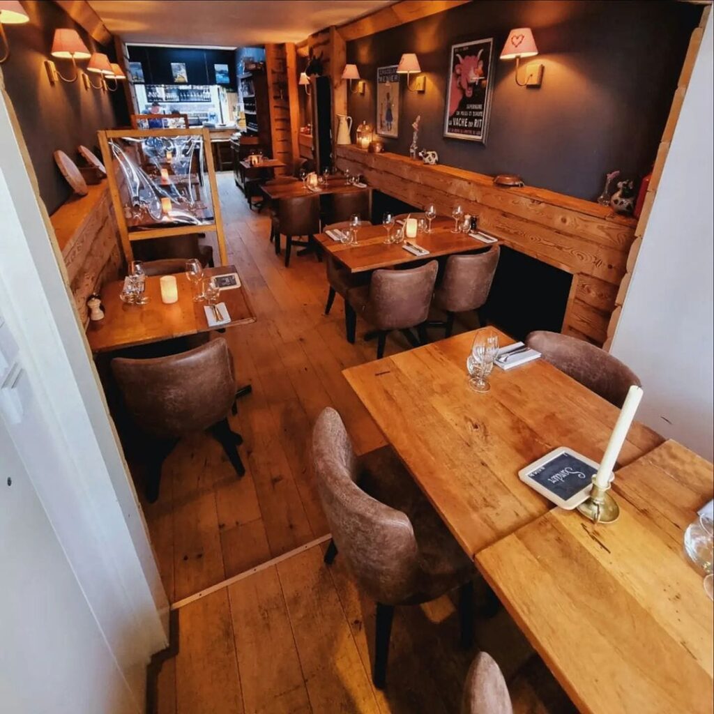 245040854 331353235416757 2972892024921619910 n - Restaurant vlakbij Carré