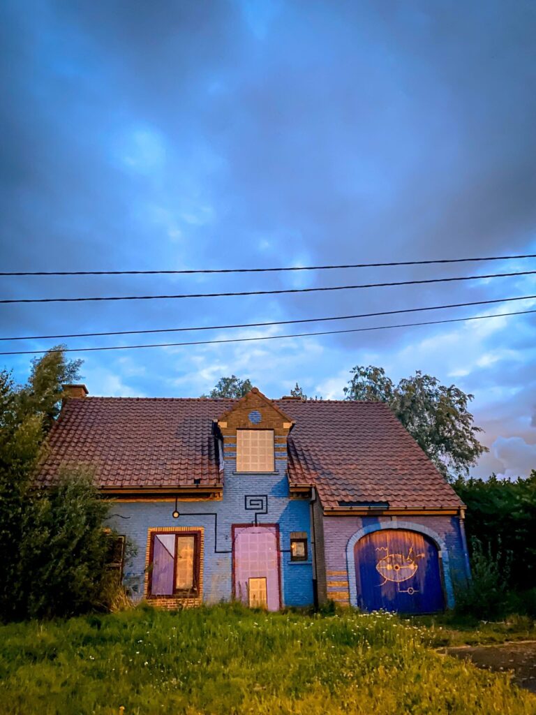 IMG 2033 scaled 1 - Bezoek spookstad Doel, net over de grens van België