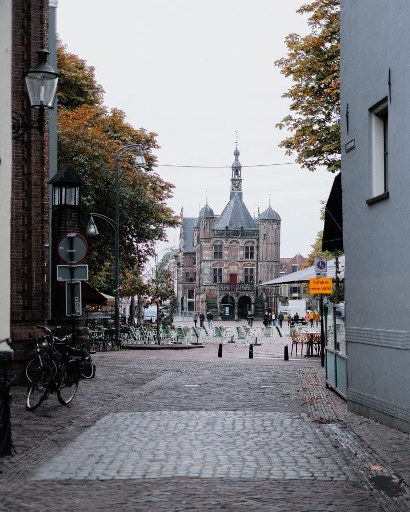 Museum de Waag op de Brink in Deventer