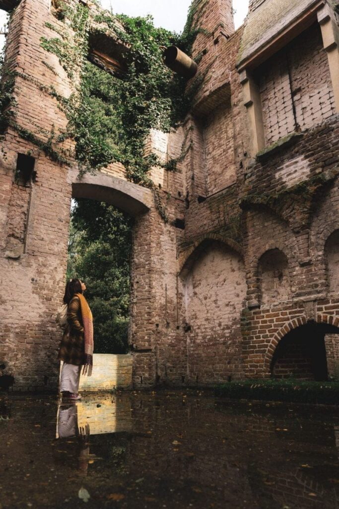 Kasteel Asten, een ruïne om bij weg te dromen