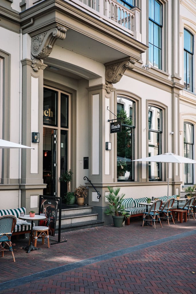 Finch Hotel Deventer entree - Hotel Deventer: 4 bijzondere tips (inclusief review)