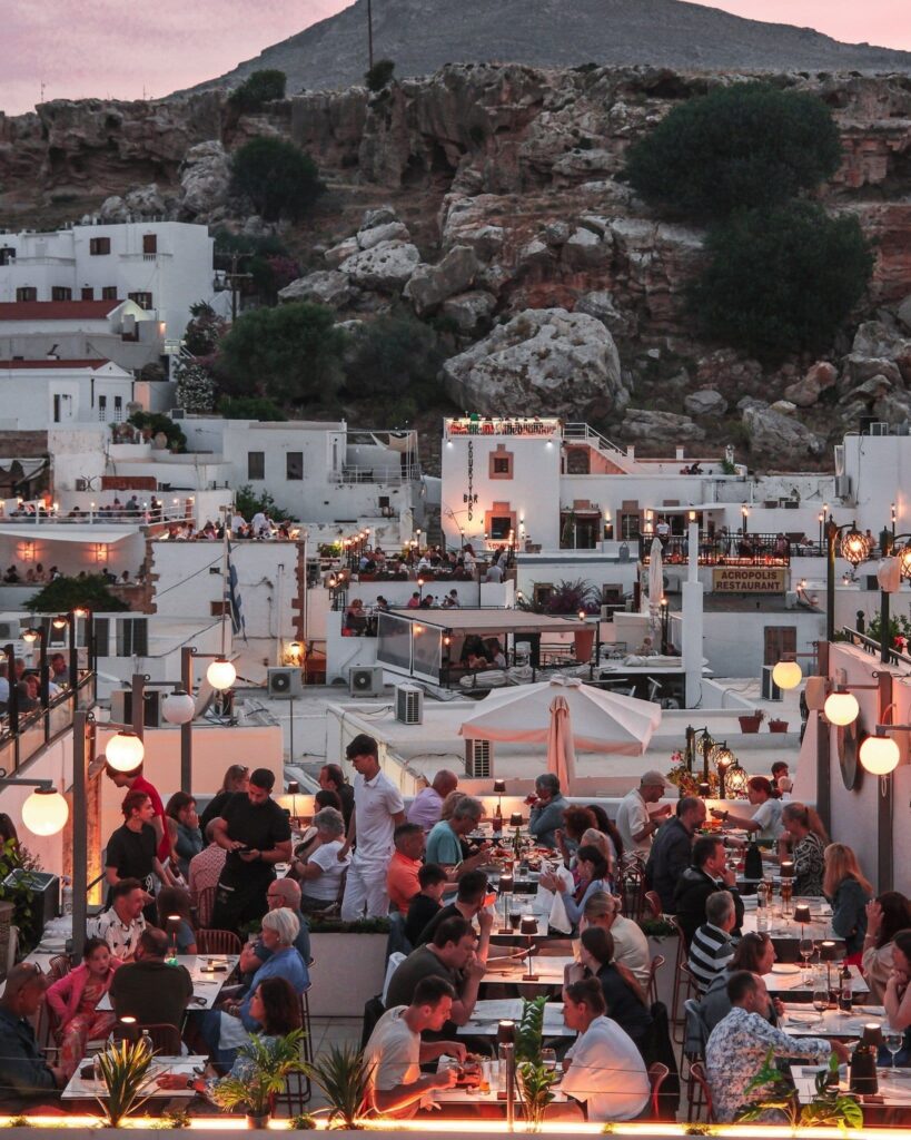 Restaurant Lindos Ceasar Mezze - Vakantie Rhodos - dit wil je weten