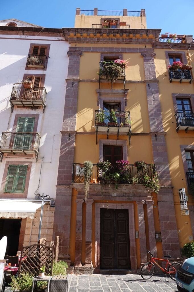 De straten van Bosa, Sardinië