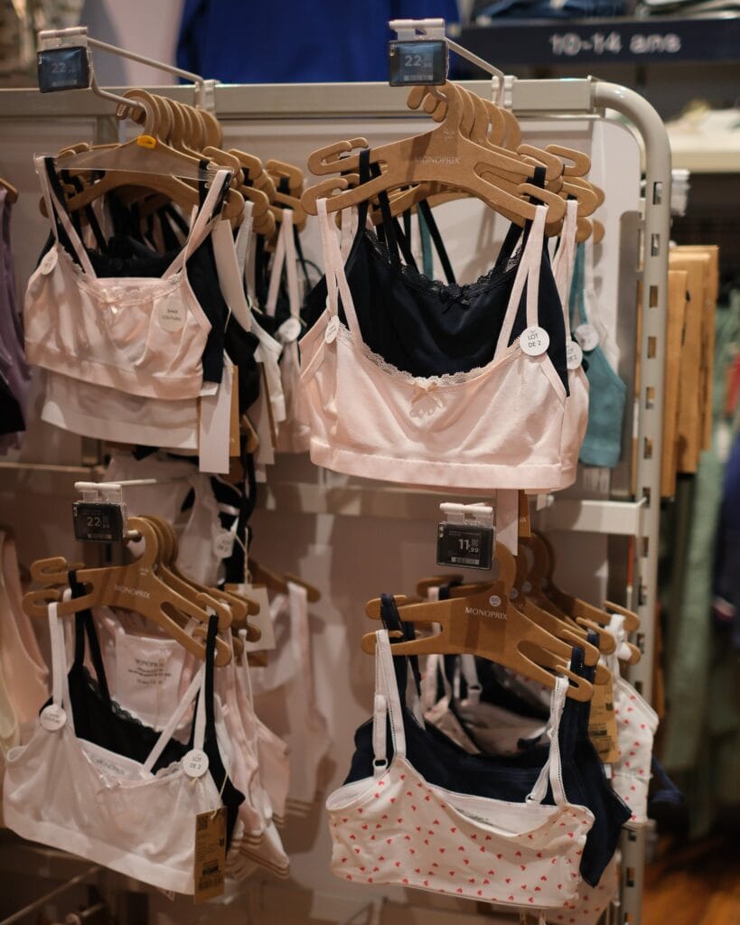 Ondergoed bij Basics bij Monoprix - Franse souvenirs kopen bij Monoprix