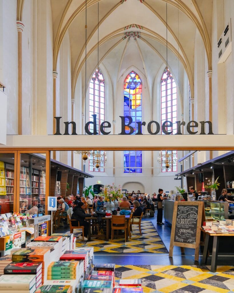 Bezienswaardigheden Zwolle - Boekwinkel in den Broerena