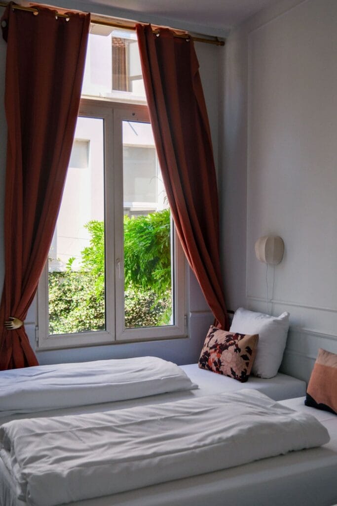 Slaapkamer groot - SHWAY 40 ANtwerpen