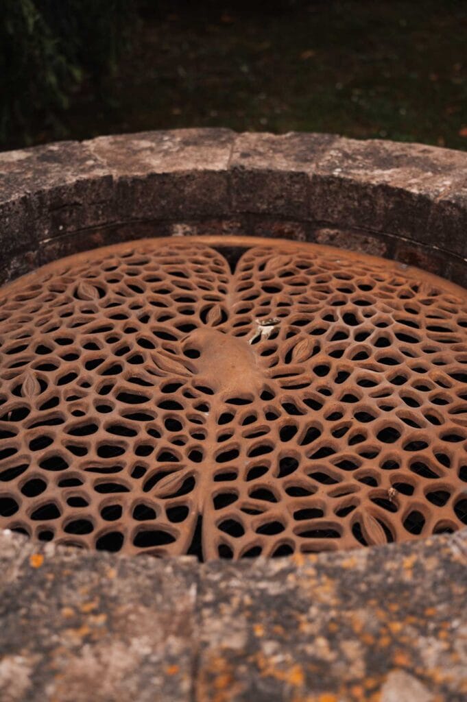 Clara Spilliaert / Listen Well (2025) / Groot Begijnhof: