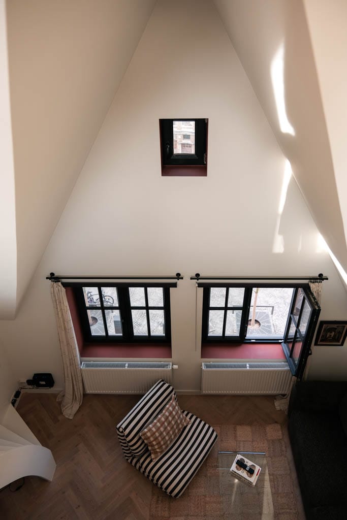 DSCF5922 - Slapen op de Vrijdagmarkt in Antwerpen bij SHWAY