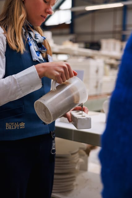 033A3614 1 - doen in Delft: workshop Delfts Blauw bij Royal Delft Museum