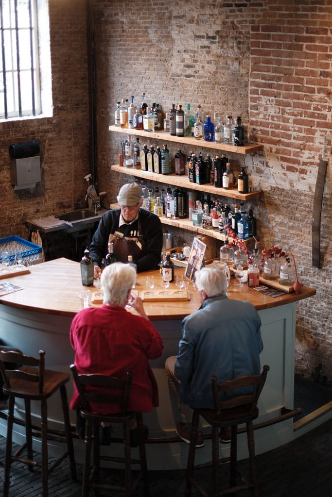 Schiedam Jenevermuseum - Van haven tot strand, 4-stedentrip met één metrolijn