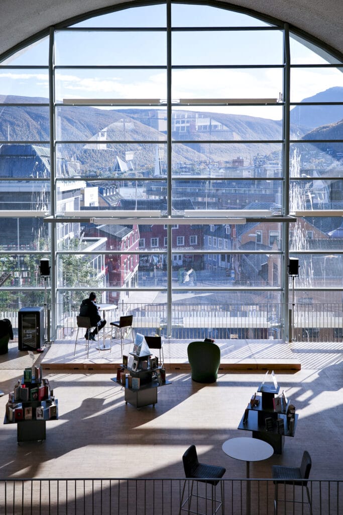 Bibliotheek Tromso - 8 van de mooiste bibliotheken in Europa